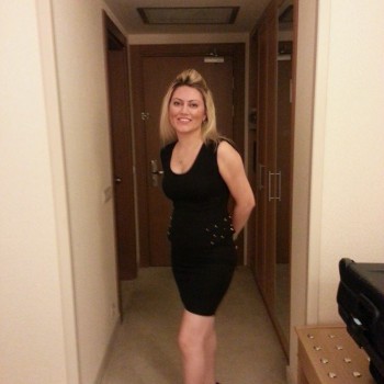 Profil de Omniya, 33 anni, Numeri Prostitute à Lesa